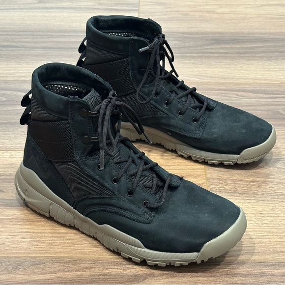 Nike SFB Field 6" Leather Boots in Black/Light Taupe Size 10 - Picture 3 of 11